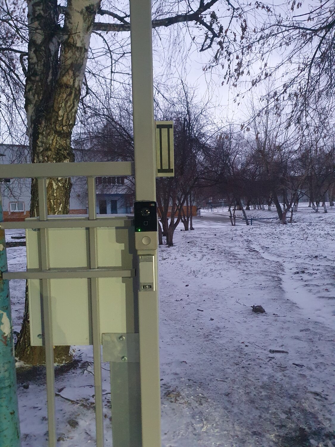 электромагнитный замок на калитку 222*20*38, доводчик на калитку, доводчики на калитку гардис, уличные звонки на калитку беспроводные, электрозамок на калитку