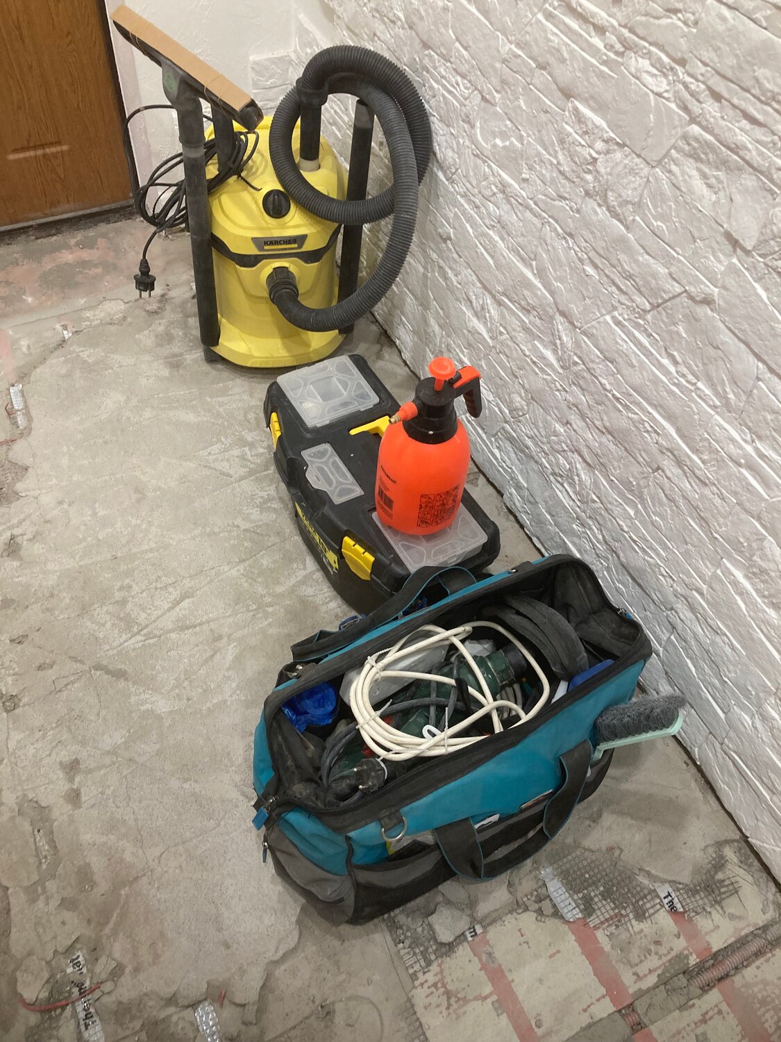 karcher пылесос, пылесос керхер 2000w, моющий пылесос karcher, строительный пылесос karcher, керхер пылесос