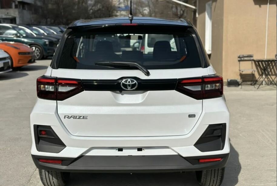 toyota raize, toyota raize 2022, тойота райс 2022, toyota raize 2020 z бежевая, Honda CR-V IV Рестайлинг