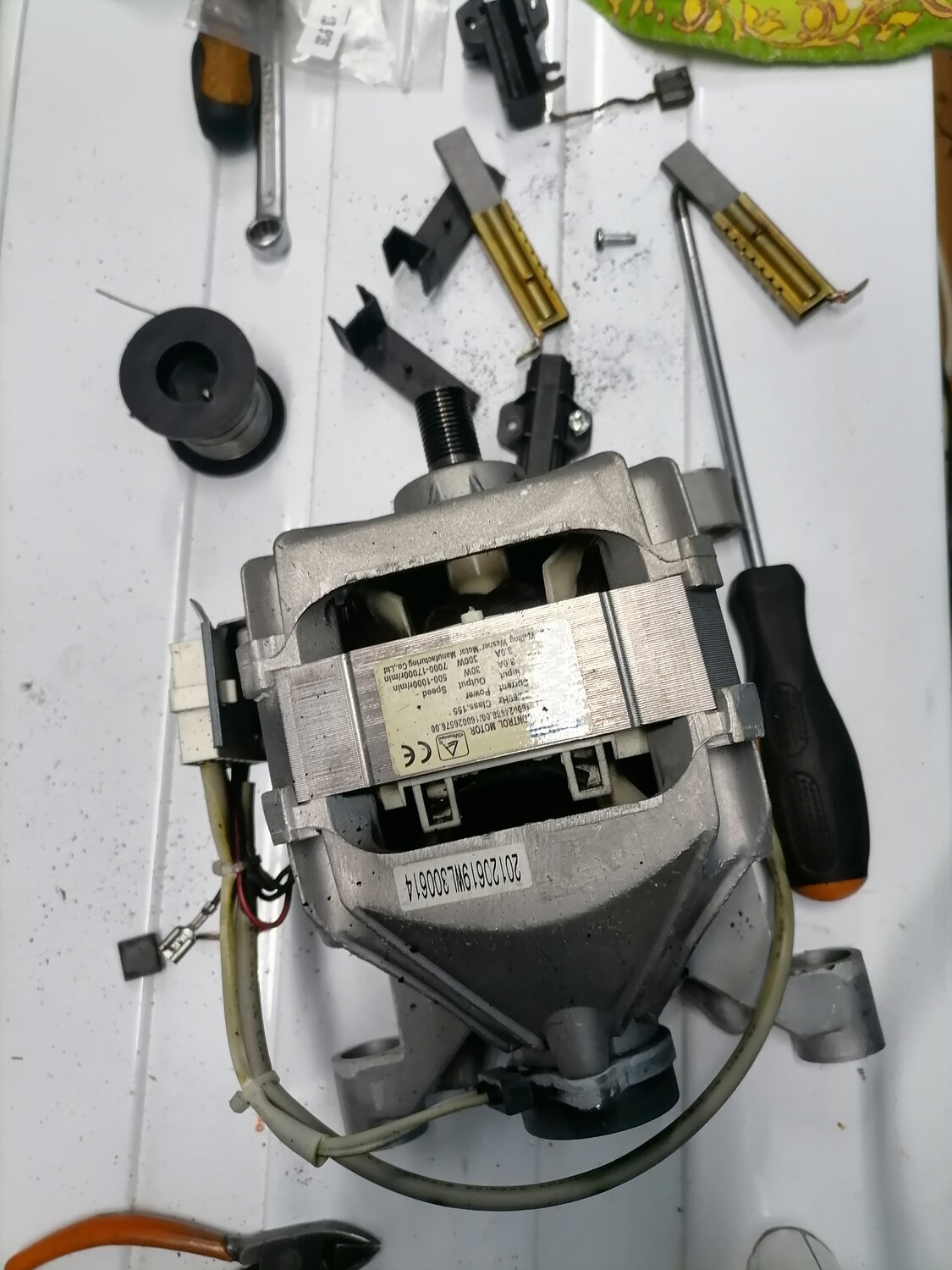 двигатель для стиральной машины, двигатель для стиральной машины indesit, электродвигатель стиральной машины, электродвигатель от стиральной машины, мотор стиральной машины