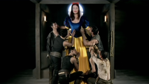 Получаем девушку