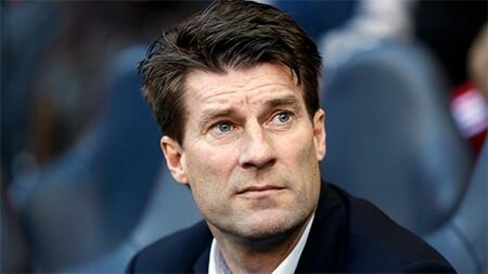 Mikael_Laudrup_rieitiers.jpg