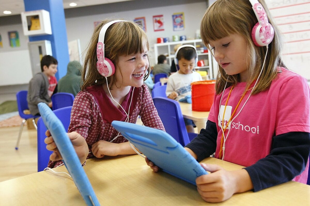 Школа в будущем картинки