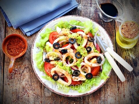 Как варить кальмары для салата, рецепт с фото пошагово - belgorod-potolok.ru