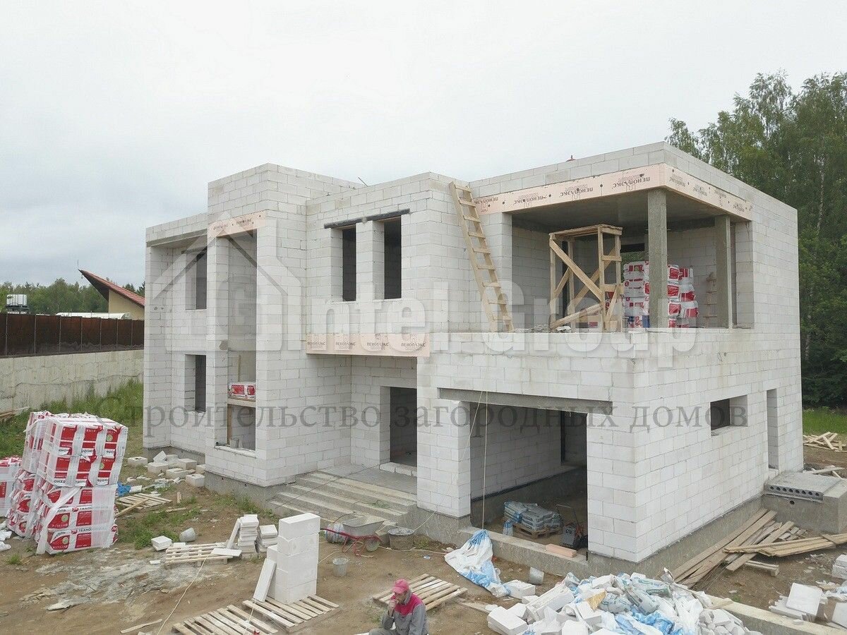 Из какого материала построить дом недорогой и теплый - DomaSV