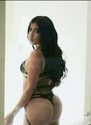 Angie, Colombian escort in Abu Dhabi