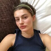 Diana Silvers on Instagram: "was going through my selfies to share all the ones of me crying in a #bestof2019 compilation post a