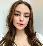 Pin by LPlacebo G on Danielle Rose Russell Daniella rose, Beautiful celebrities, Beauty