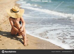 Mulher bonita na praia - beforecommunication.co