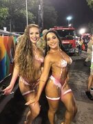 Oops Brasil: CARNAVAL 2019: Rebeca Marconcini e Lu Lobo, da Unidos de Bangu, dão entrevista com tapa-sexo descolando