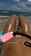 Даша Квіткова з ледь прикритими грудями позасмагала на пляжі у Флориді: фото Новини шоу-бізнесу - Гламур