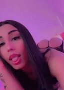 Lailamadissoon Webcam Model Profile xHamsterLive