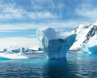 Icebergs of Antarctica