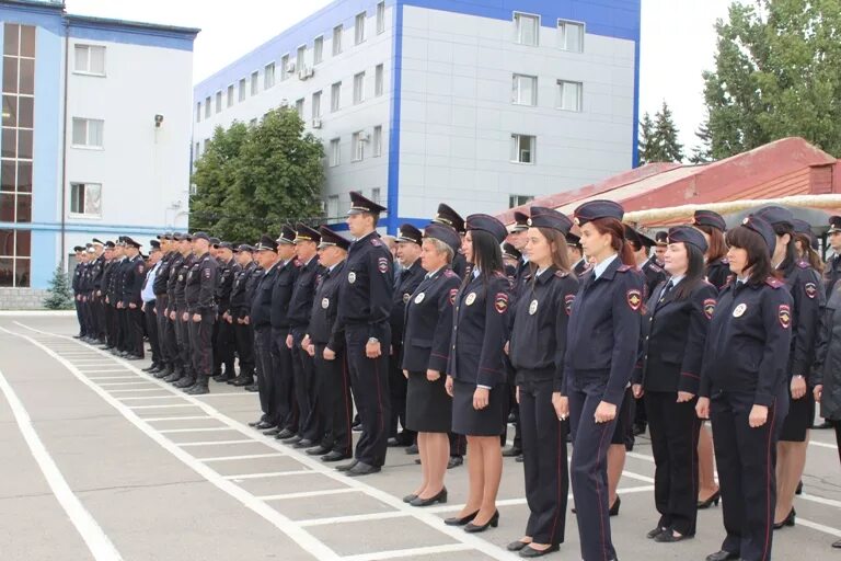 Полиция саратов ленинский район. Полиция Саратов. МВД полиция Саратов. Милиция заводского района Саратов. Министерство внутренних дел Саратова.