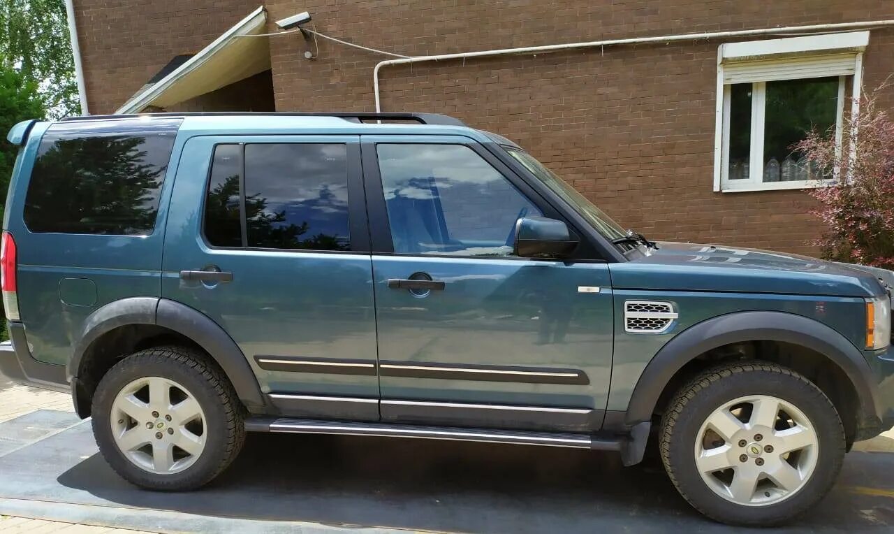 Накладка порога порога land rover discovery 3 4. Порогов дискавери. Land rover discovery 4 пороги. Пороги discovery 3 4. Пороги land rover discovery 3 4.