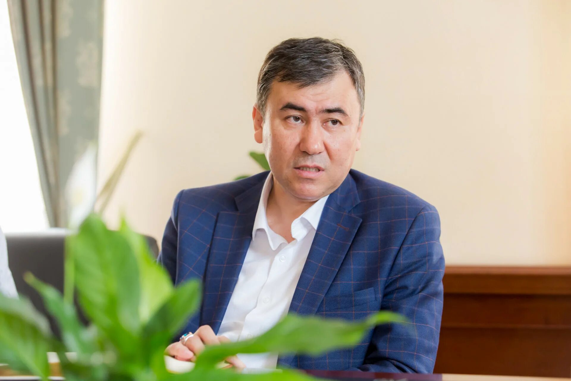 Магомед беков ингушетия. Беков мустафа минсельхоз. Хамзат идрисович беков. Министр сельского хозяйства киргизии. Борзов багаудин бисултанович.