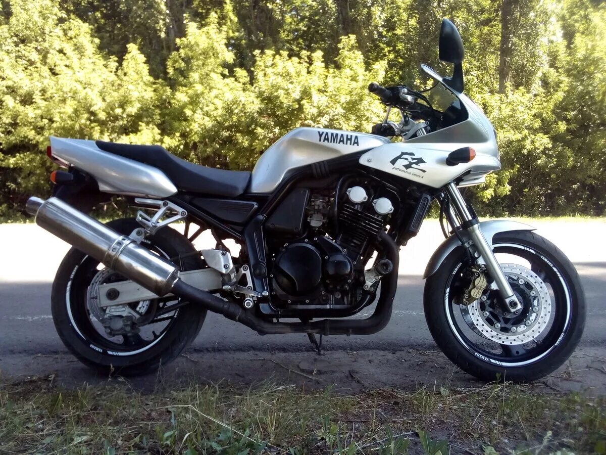 Srx 400 yamaha стиль мотоцикла. мотоцикл ямаха srx 400. ямаха 400 технические характеристики. Yamaha diversion 400s. мотоцикл yamaha fz 400.