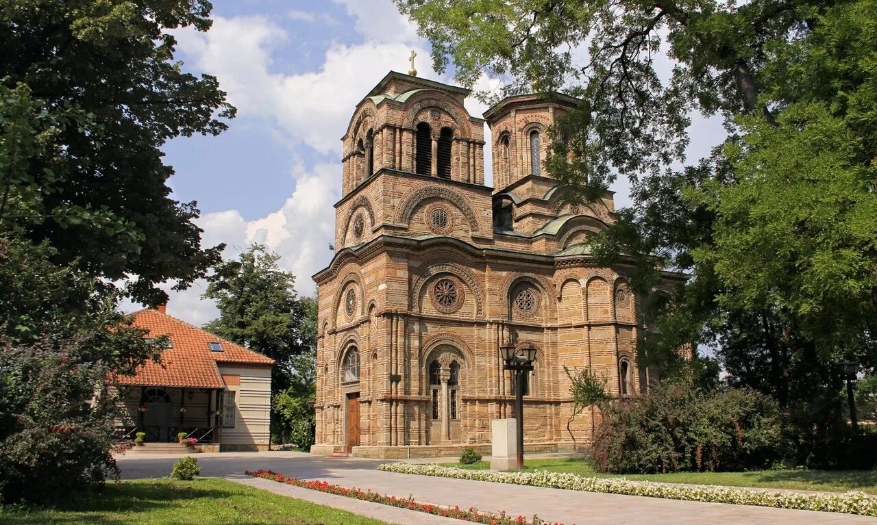 Белград история. Крушевац Сербия. Церковь Лазарица Крушевац. Lazarica Церковь Сербия. Церковь Святого первомученика Стефана.