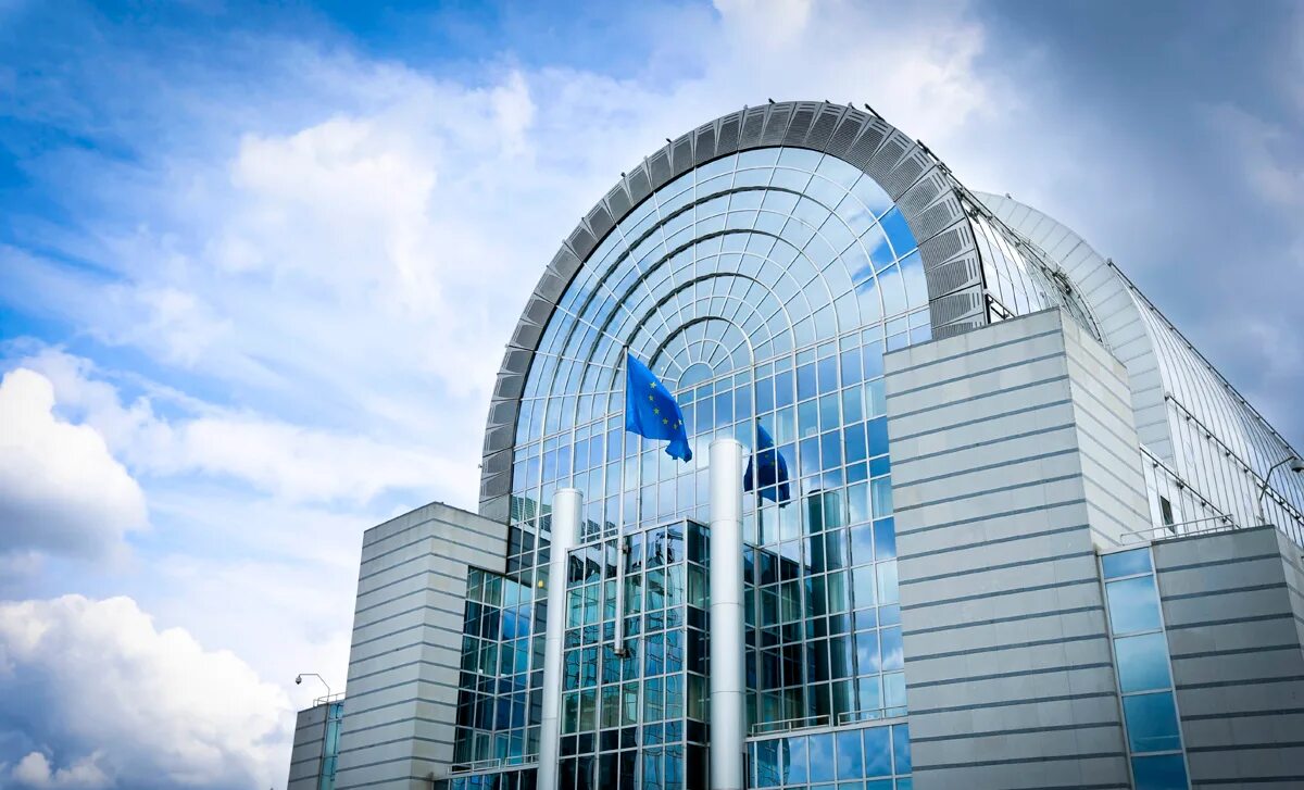 Европейский Союз штаб квартира в Брюсселе. Здание ЕС В Брюсселе. Фото Европарламента в Брюсселе. Здание европейского парламента в Брюсселе.