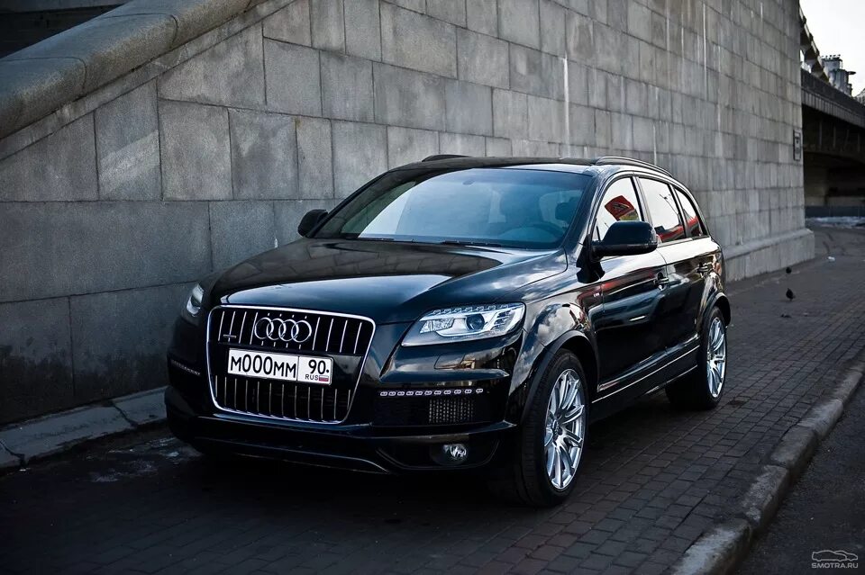 Куплю ку 7 в россии. Audi q7. Ауди ку 7. Ауди ку7 черная 2009. Ауди джип q7.