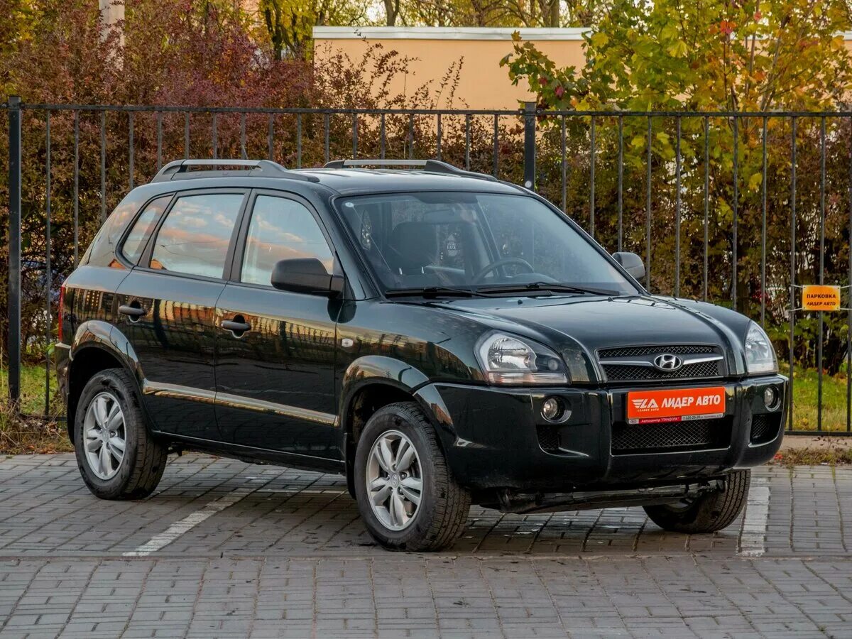 Hyundai Tucson. Джип Хундай Туксон. Хёндай Туссан 2008 внедорожник. Автомобиль Hyundai Tucson 2008 года. Купить хендай туксон дилер