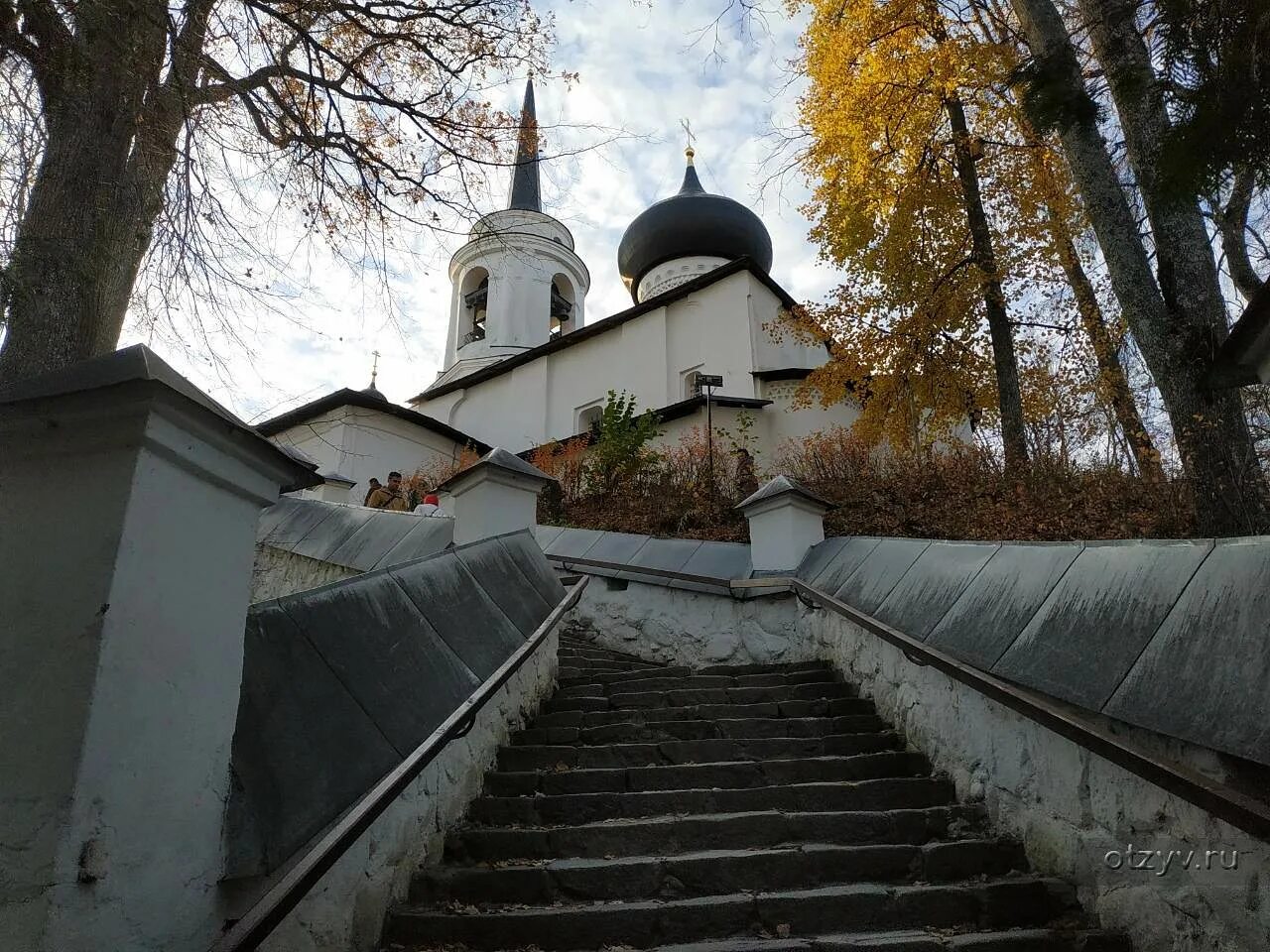 Святогорский Успенский монастырь (Пушкинские горы). Свято-Успенский Святогорский монастырь Пушкинские горы фото зимой. Псков улица Пушкинская. Святые псковской области