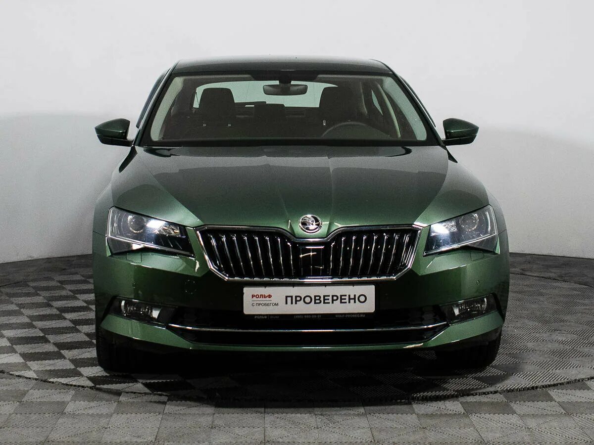 Авито тула шкода. Шкода октавия суперб. Шкода октавия а7 белая. Skoda octavia 1. Škoda octavia зеленая.