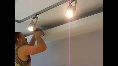 Установка трековых светильников в натяжной