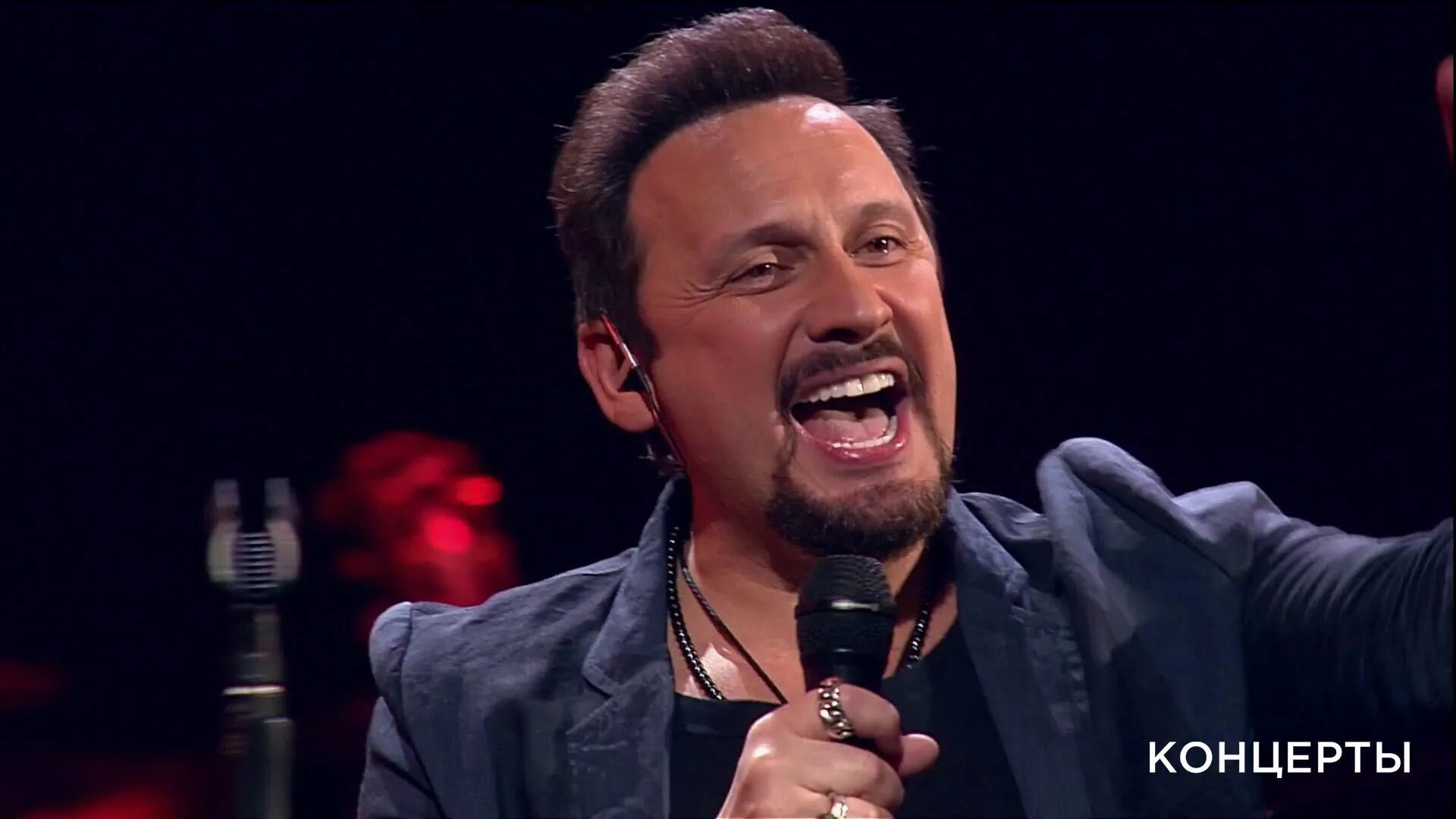 Стас михайлов 2. Ознобдуши стасмихаелов. Стас михайлов 1986. Стас михайлов фото. Стас михайлов хит 2022.