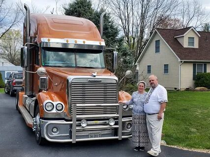 Freightliner coronado