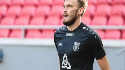 Никите медведеву