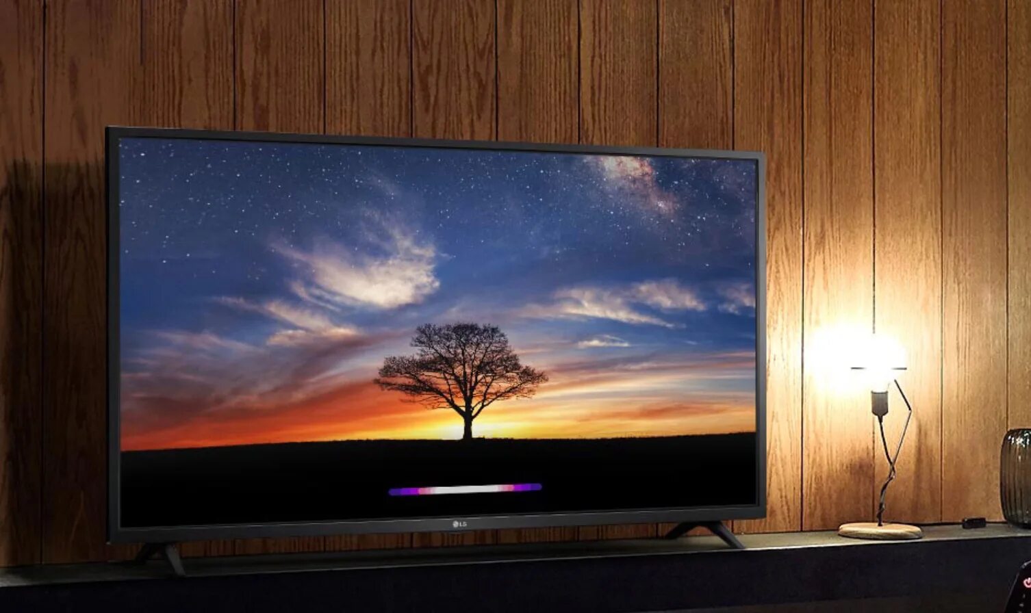 Лучшие смарт телевизоры 50 дюймов. Телевизор LG 43um7450. LG 32lm6350. Телевизор LG 32lm6350. LG 2020 телевизоры 43 дюйма.