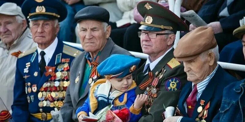 Военный пенсионер. Военный пенсионер фото. Фотографии военных пенсионеров. Пенсии адвокатам в России.