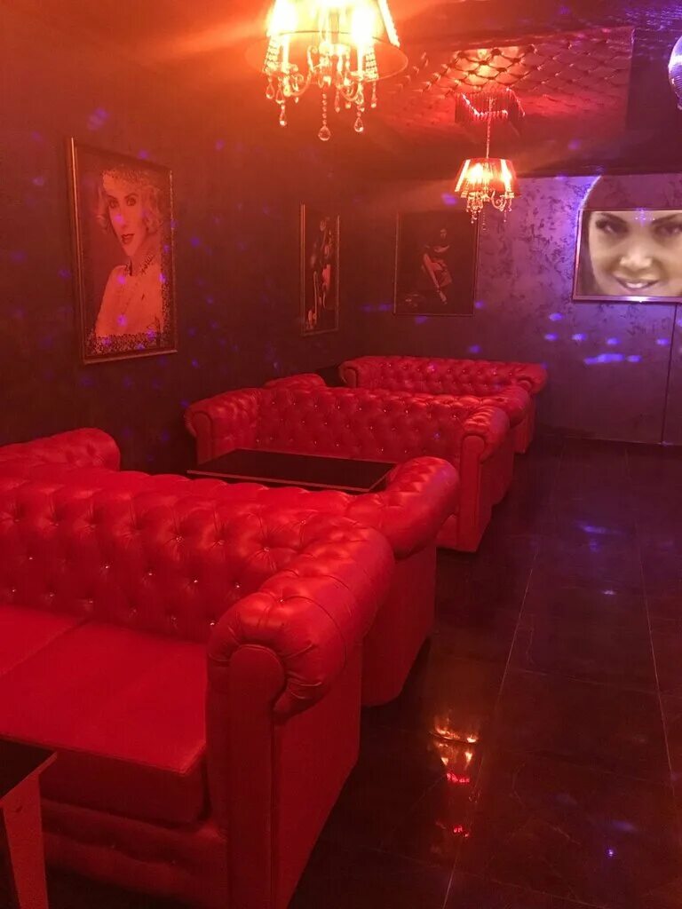 Вуд бар пятигорск меню. Ночной клуб пятигорск. Кафе салун ставрополь. Кафе вуд пятигорск. Улица козлова 8 пятигорск.