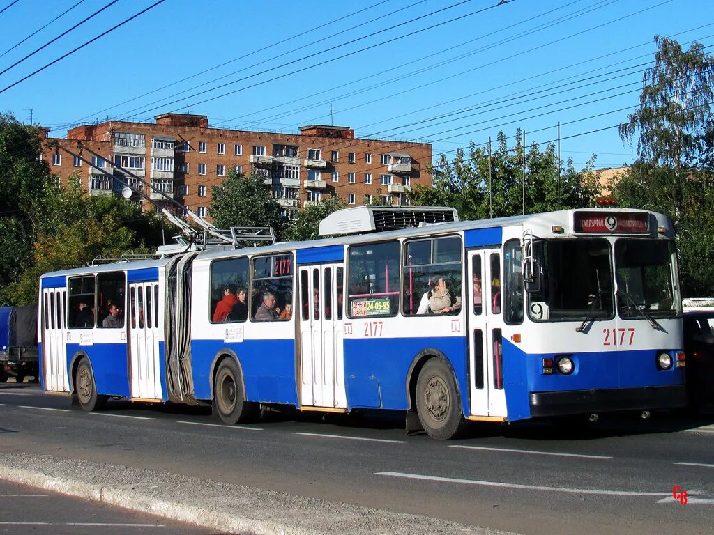 Где едет 2 троллейбус ижевск. Зиу-683в01. ижевск зиу-683. троллейбус зиу ижевск.