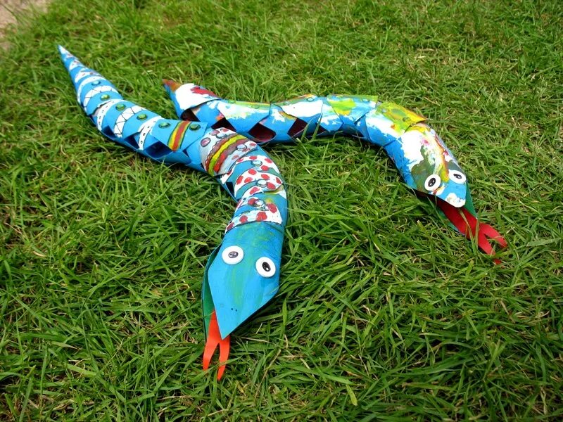 змея из бумаги. как сделать змею из картона. паперкрафт кобра. поделка змея из бумаги. поделка змея.