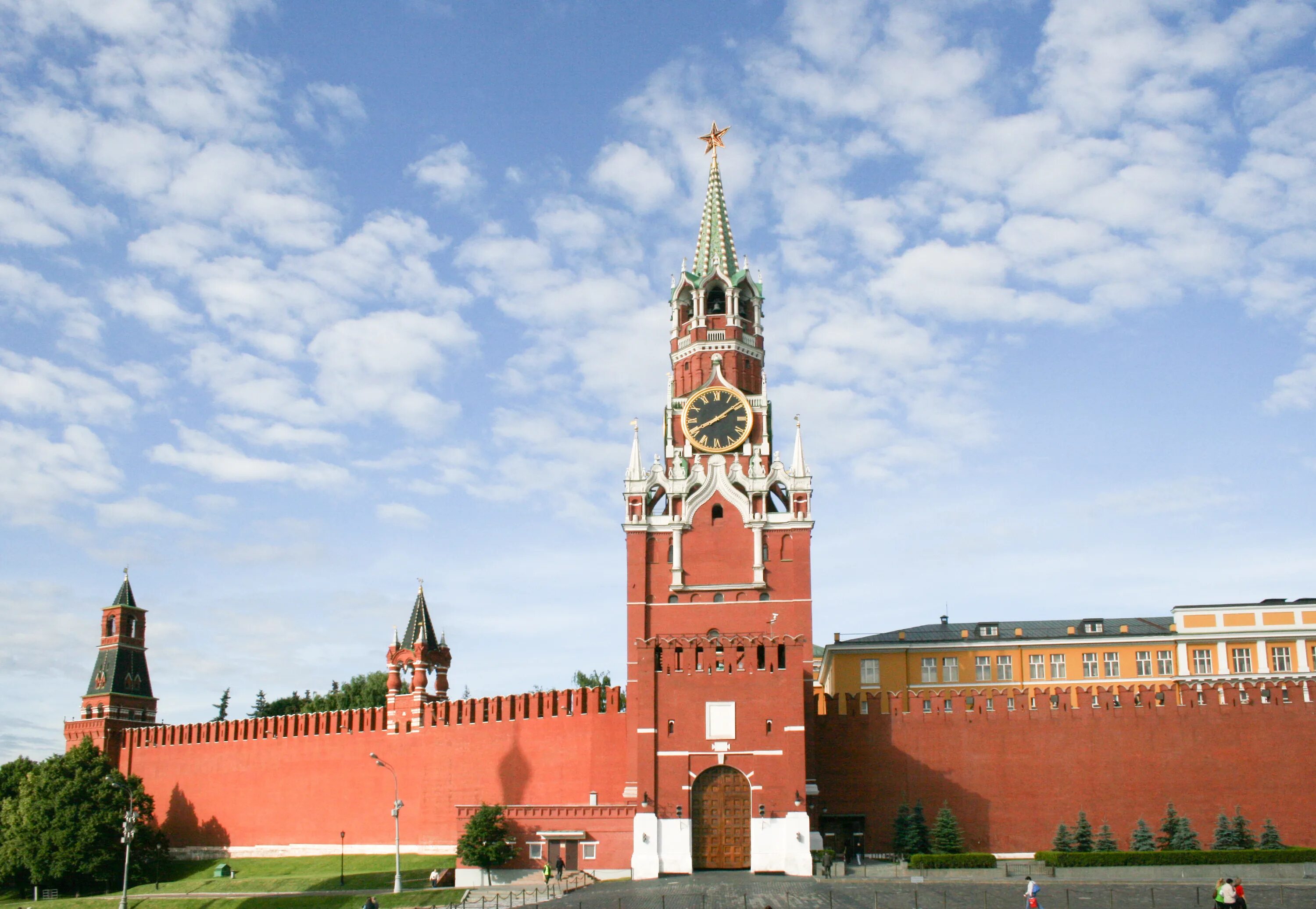 Спасская башня расположена. Спасская башня московского кремля. спасская (фроловская) башня. спасская башня кремля 2025. спасская башня мск кремля. солари. 1491.