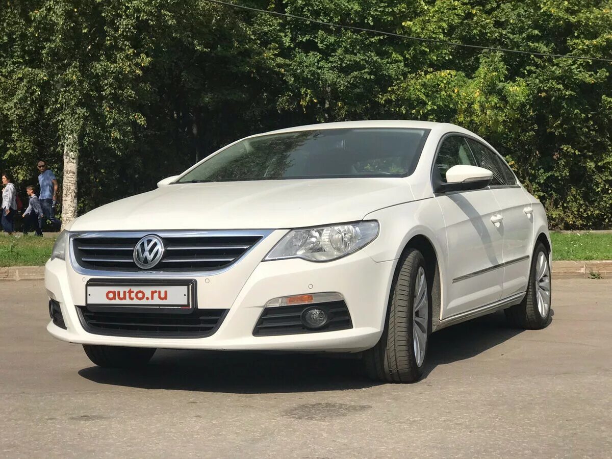 Сс бу. Фольксваген Пассат СС 2012 белый. VW Passat cc 2012 белый. Пассат СС 2012 1.8. Passat cc 2012 White.