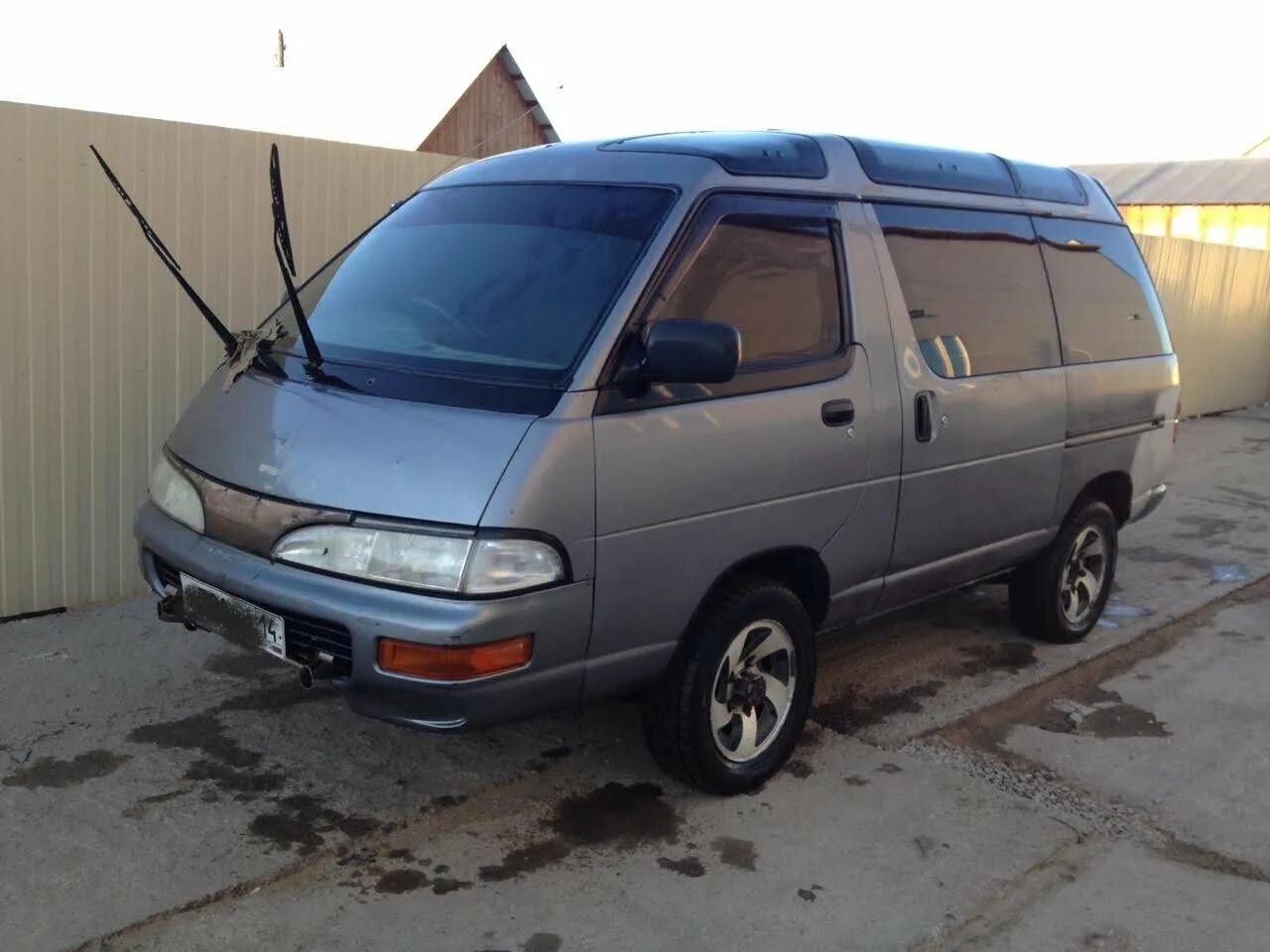 Тойота таун айс иркутск. Toyota Lite Ace. Тойота Таун айс 1993. Тойота лит айс 1993 дизель. Toyota Lite Ace lv 1993.