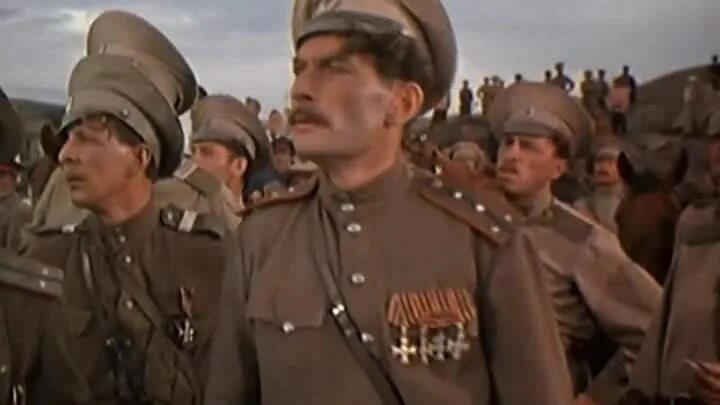 Каким ты был таким остался тихий дон. Тихий Дон 1957 атака. Тихий Дон фильм 1957. Тихий Дон 1957 бой. Кадры из фильма тихий Дон 1957.