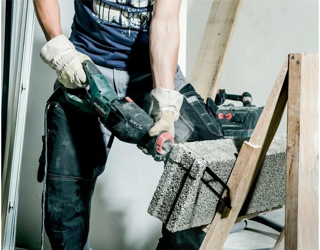 Сабельные пилы 1400. Metabo SSEP 1400 Mvt 606178500. Пила Metabo SSEP 1400 Mvt. Metabo SSEP 1400 Mvt пила сабельная (1400 Вт). Пила сабельная маятниковая Metabo PSE 1200 арт. 601301000.