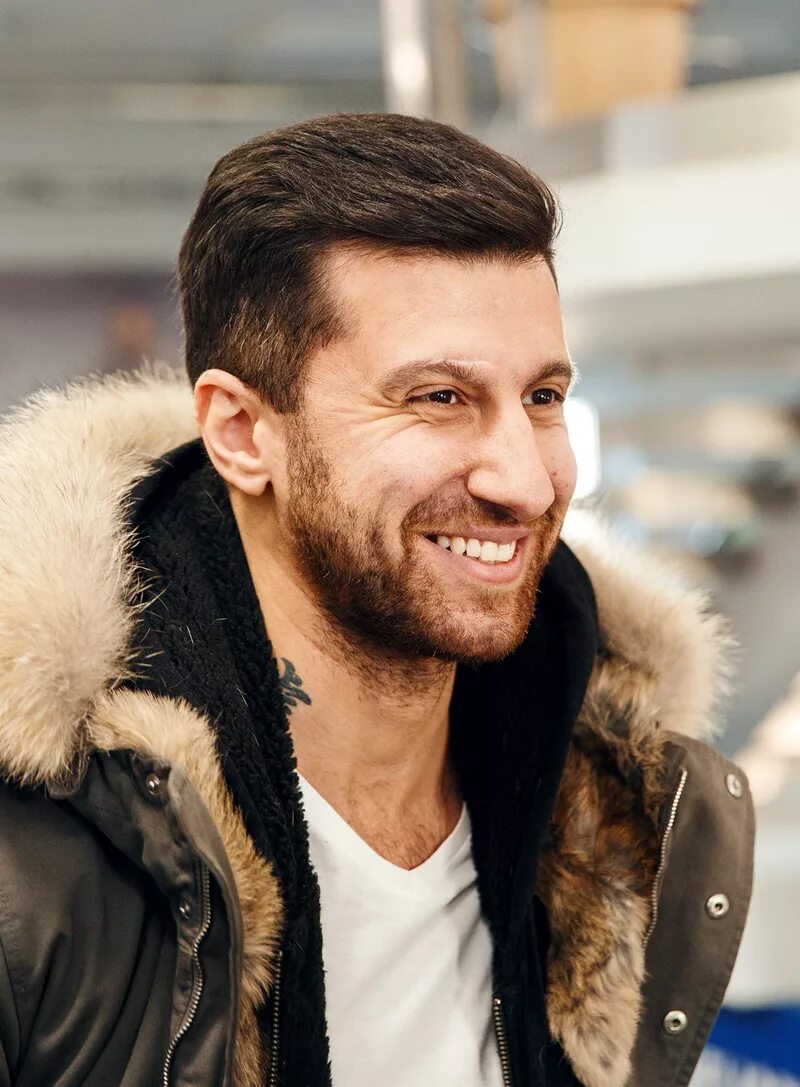 Амиран сардаров. Сардаров амиран ширинович. Амиран сардаров молодой. Амиран дневник хача4. Амиран сардаров что с ним.