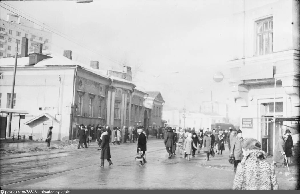 Лефортовский дворец в москве. Архив бауманская. Архив бауманская. 2-я бауманская 9/23 стр 3. Мгми магнитогорск выпуск 1983г.