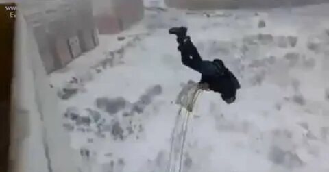 Разбежавшись посильнее перепрыгивал из сегодня во вчера