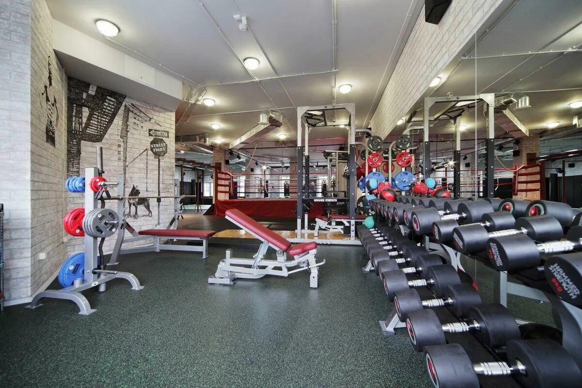 Фреш фитнес бажова. Бажова 68 фреш фитнес. Fresh fitness озерки. Спортивный клуб предприятия. Бажова 68 фреш фитнес.