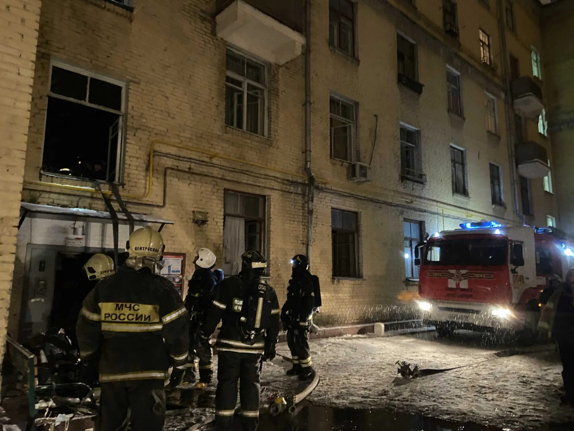 Пожар на 6 Кожуховской. Пожар на Юго-востоке Москвы. Пожар на востоке Москвы 07.05.2022. Пожар на востоке Москвы.