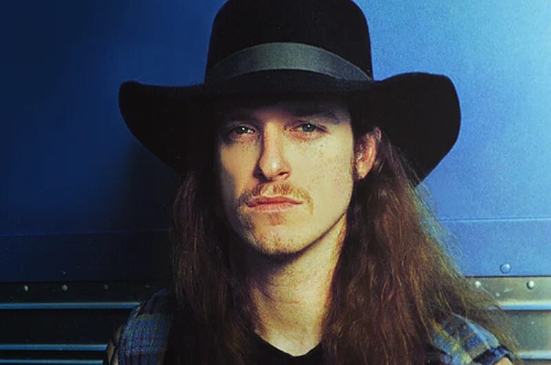 Клифф бёртон металлика. Metallica cliff burton. Клиффорд ли бертон. Клифф ли. Басист металлики клифф бертон.