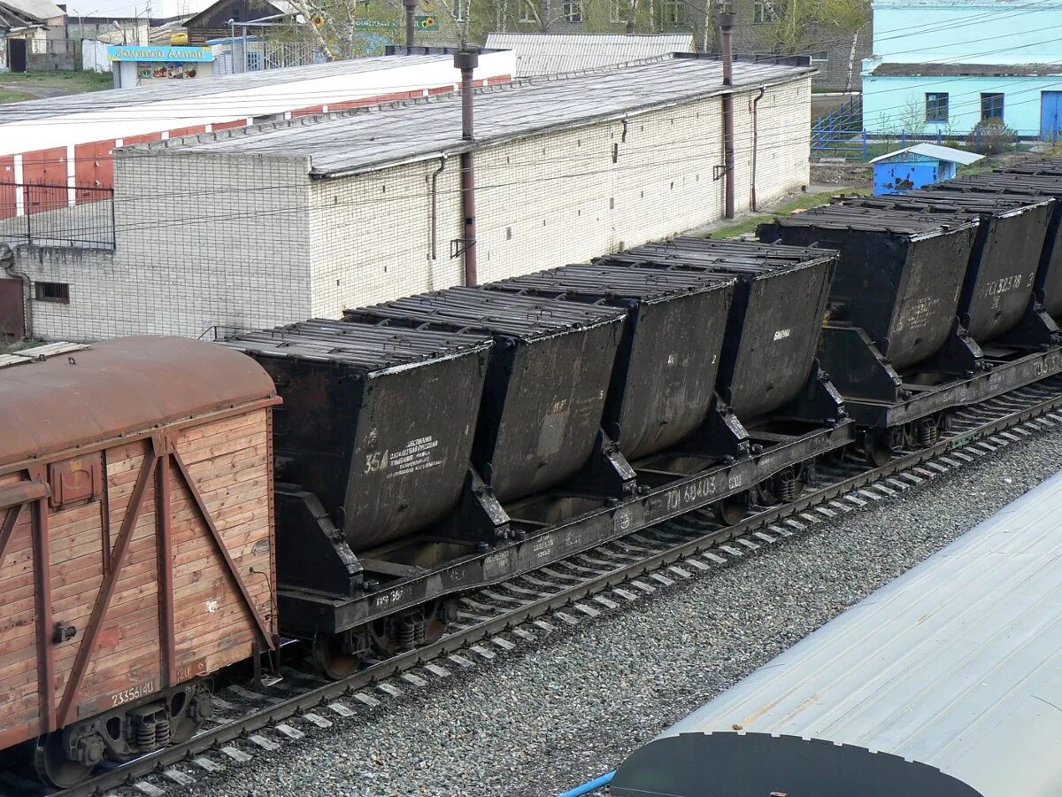 хоппер окатышевоз. вагон бункерного типа для нефтебитума, модель 17-494 вес. вагон бункерного типа. полувагон бункерного типа. вагон бункерного типа.