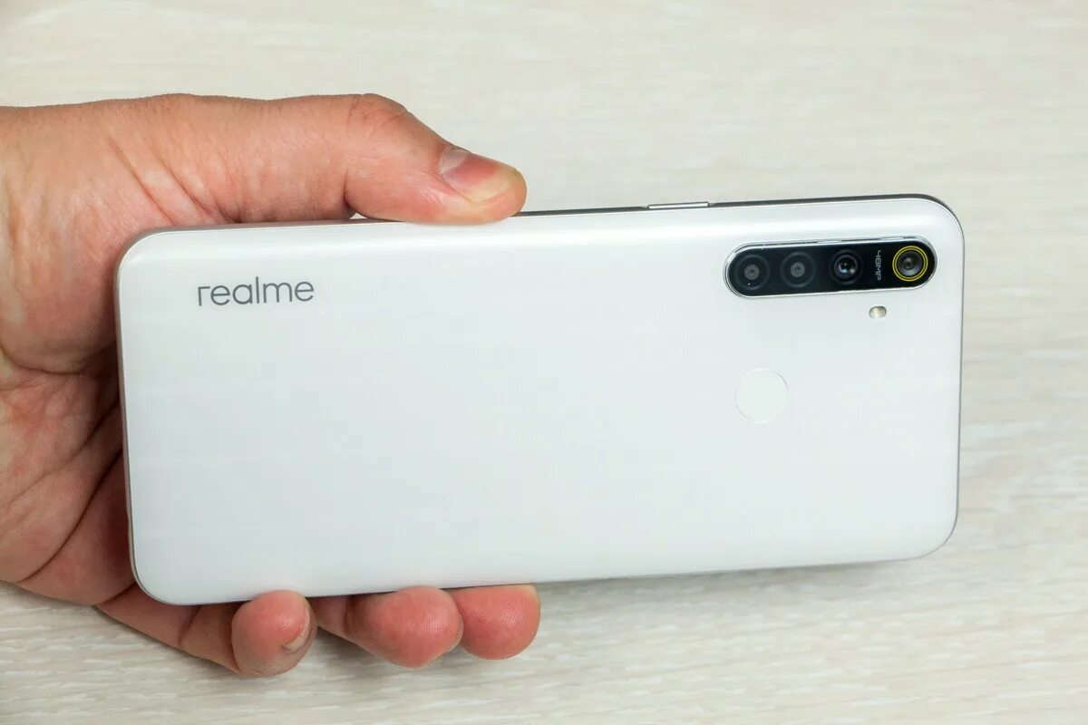 Телевизор realme купить. Смартфон Realme 6i 128 ГБ. Oppo Realme 6i. Realme 6i 4/128gb. Realme 6i 64gb.