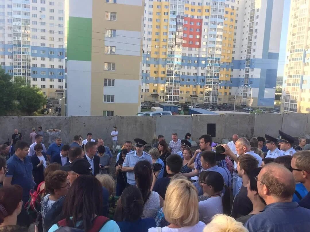 Бирсити в кемерово. Бир сити кемерово. Бир сити киселевск. Кемерово, притомский 35 фото. Бирсити пицца березовский.